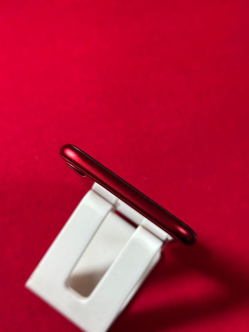 【9853】iPhone SE3第3世代レッド 64GB simフリー