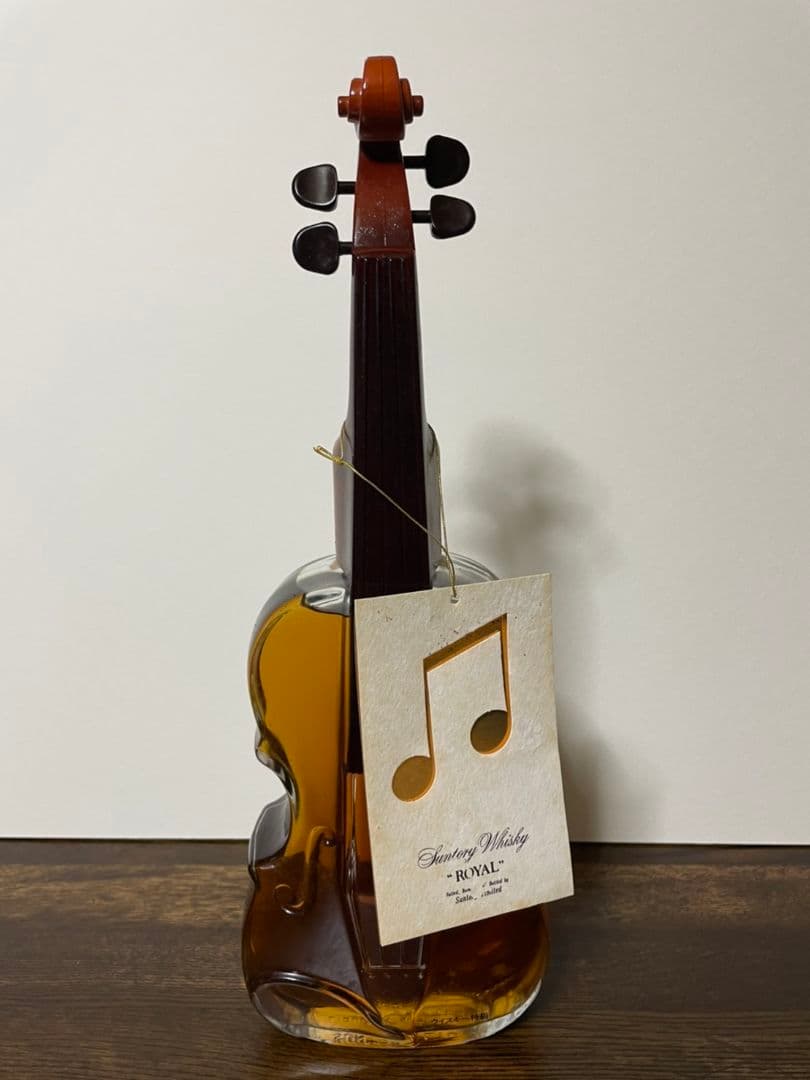 サントリーウイスキーローヤル（バイオリン）ウイスキー特級
