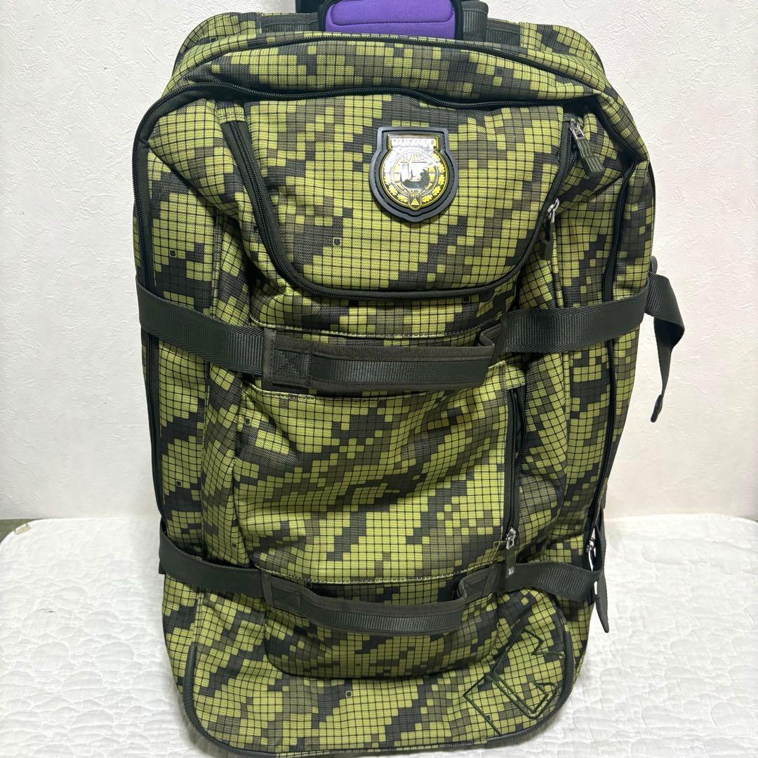 【希少】BURTON 大容量 65-70L キャリー バック スノボー　スキー