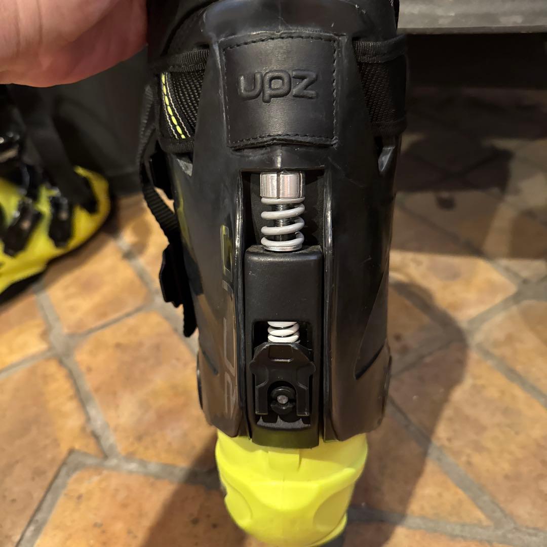 UPZスノーボードアルペンブーツ4/4.5/5 258/279mm RC 10