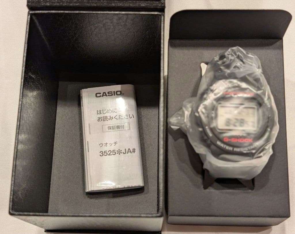 ​【新品未使用】G-SHOCK DW-5750UE-1JF カシオ（国内正規品）