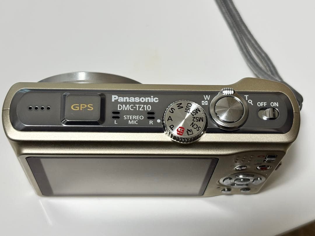 Panasonic DMC-FX70 ゴールド　充電器&バッテリー付