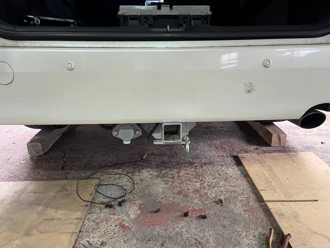 20 ヴェルファイア　ヒッチメンバー