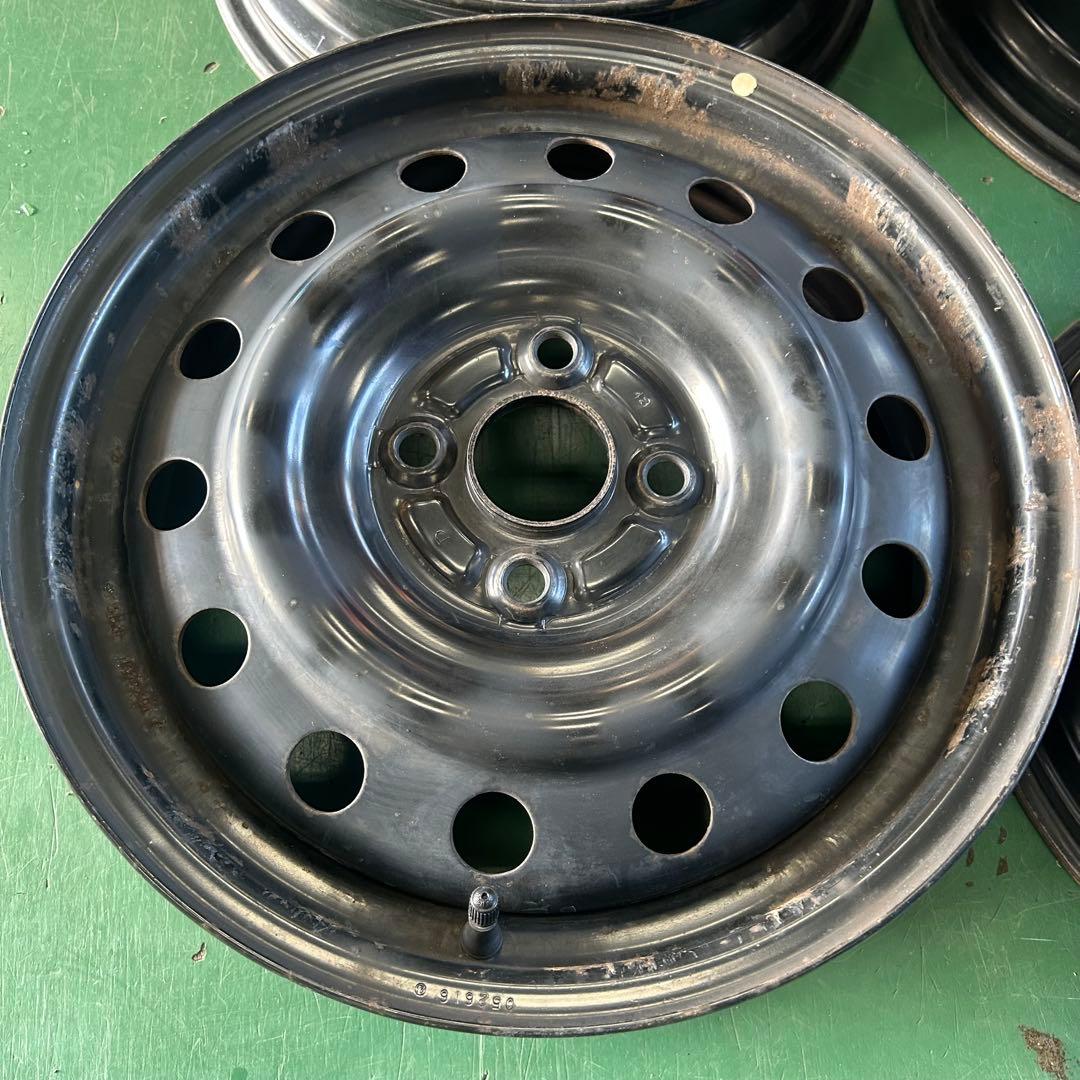 中古ホイール15X4.5ダイハツキャスト純正スチール　4本セット