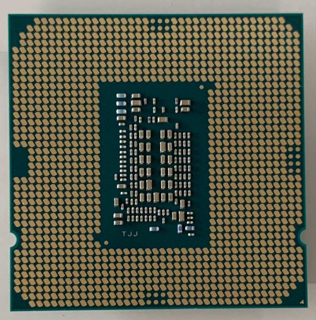 INTEL i3-10100, SAMSUNG 4GB DDR4 2枚