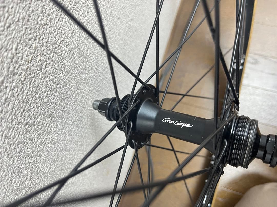 H PLUS SON archetype track wheel 黒 前後セット