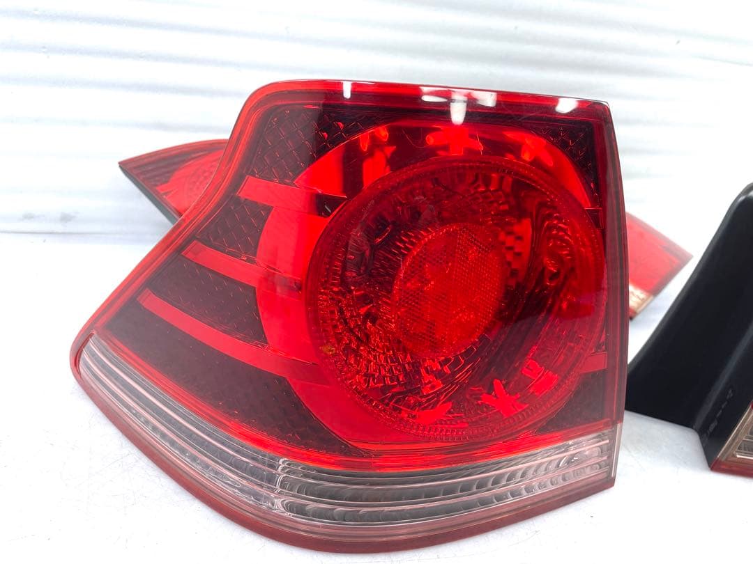 クラウン 純正 LED テールランプ アスリート GRS182 30-309