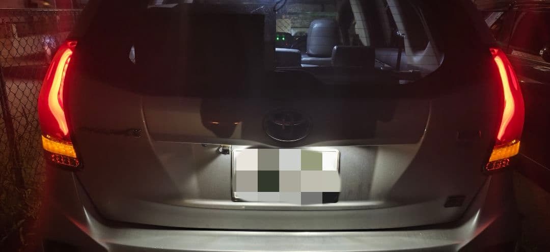 プリウスα　VALET テールランプ