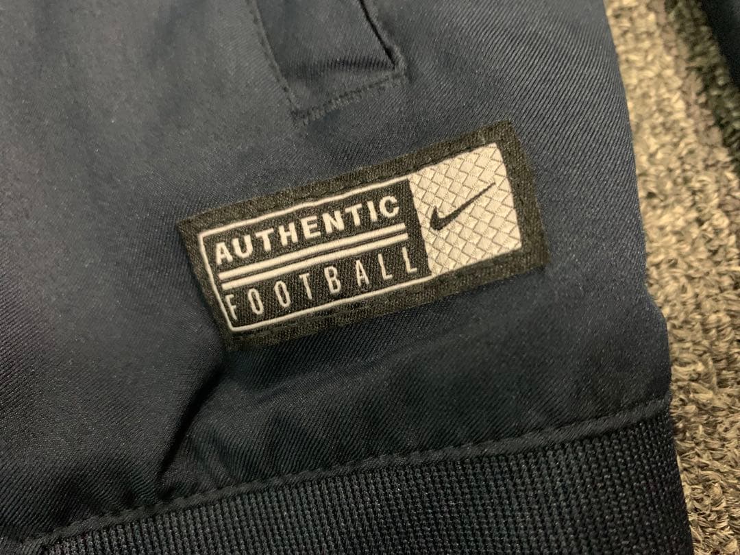 極美品　NIKE 鹿島アントラーズ　ナイロンジャケット　M 支給品　ジャージ