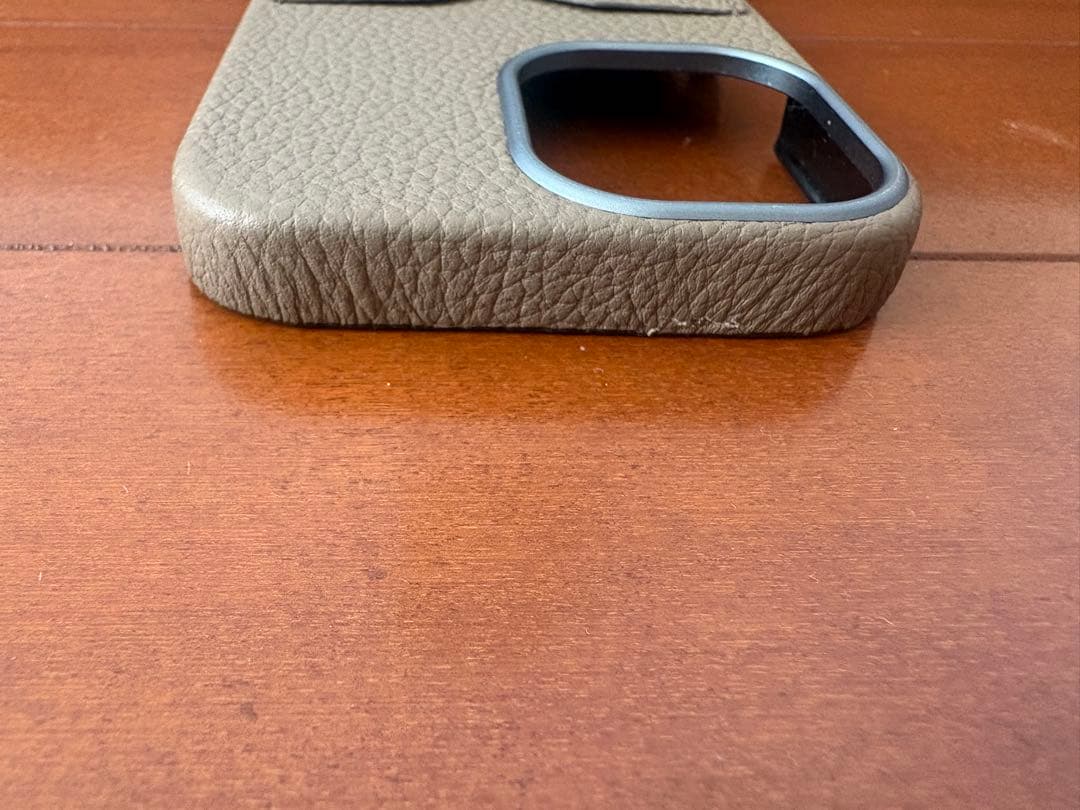 BONAVENTURA ボナベンチュラ iPhone16携帯カバー　エトープ