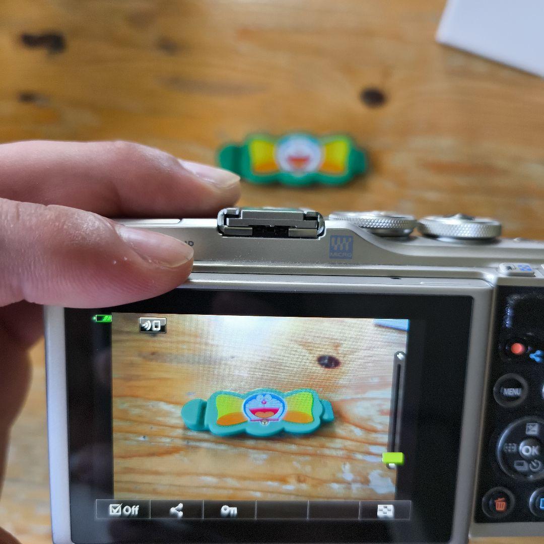 ジャンク品　Olympus PEN E-PL9 ED 14-42mm　2台