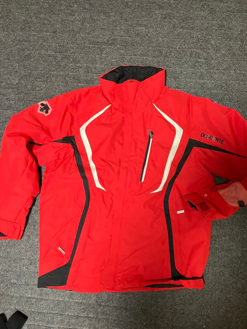 デサントスキーウェア　DESCENTE 上下セット メンズL 美品　格安