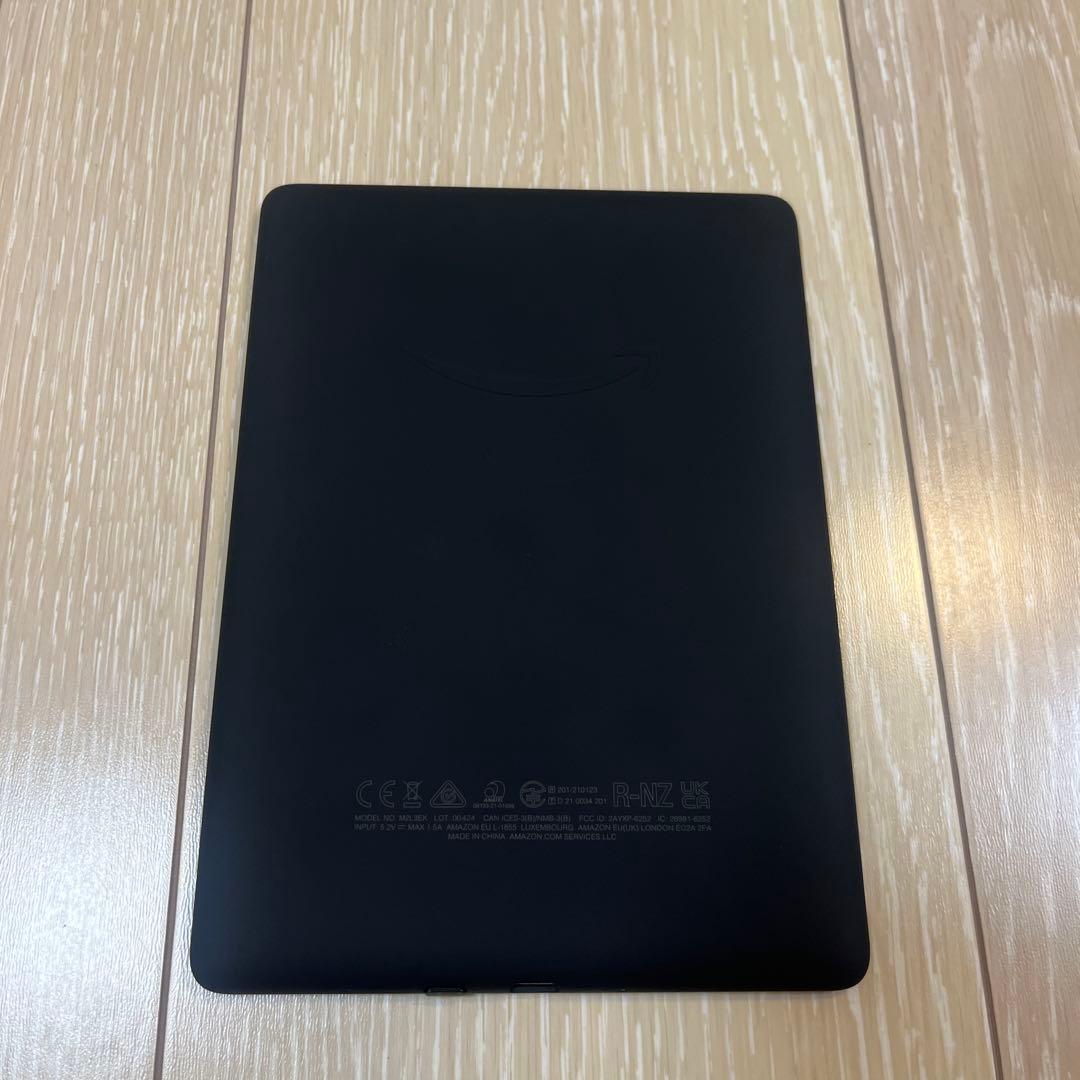 【美品】Kindle Paperwhite第11世代 (16GB) 6.8インチ