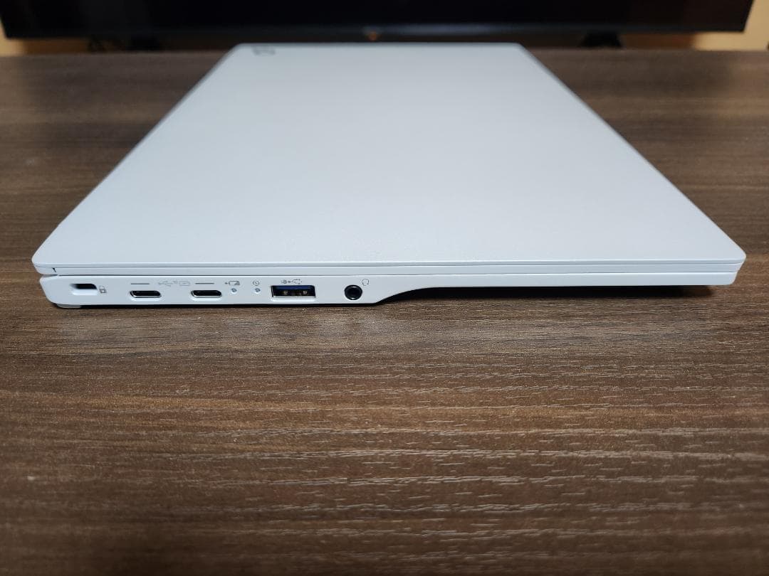 使用少超美品 LIFEBOOK UH i5-1335U 16GB Office他