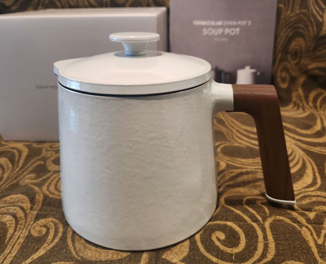 新品 バーミキュラ スープポット 白　VERMICULAR SOUP POT