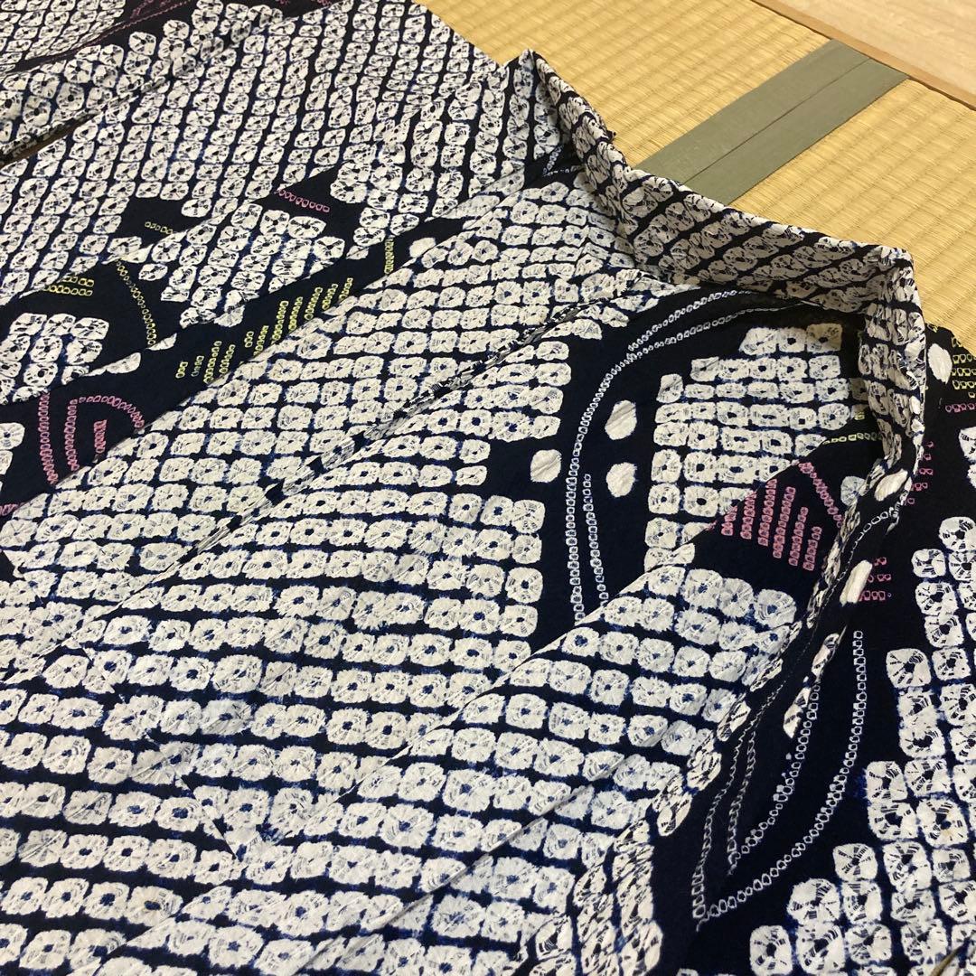 総絞り浴衣　蝶柄