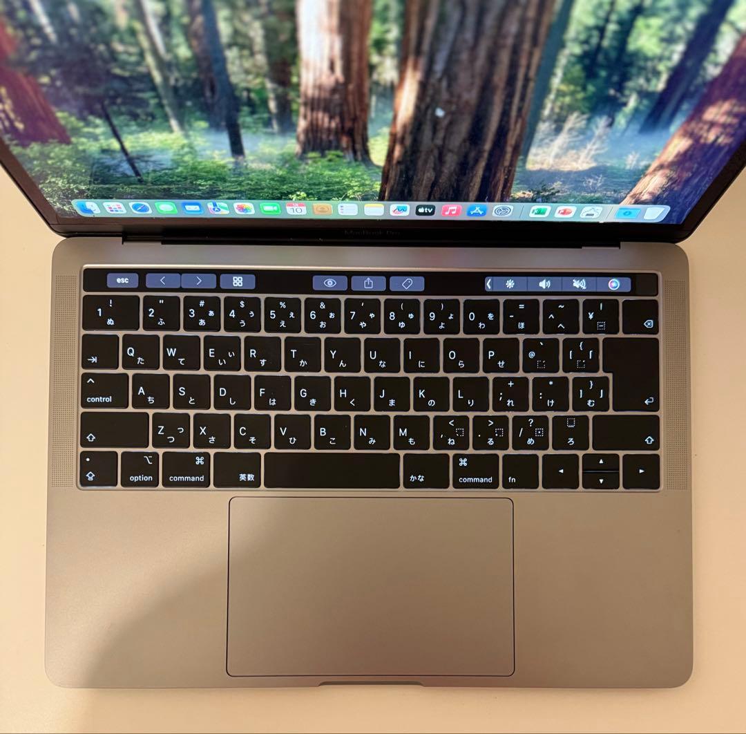 美品 Macbook Pro 2019 13インチ Officeを付ける