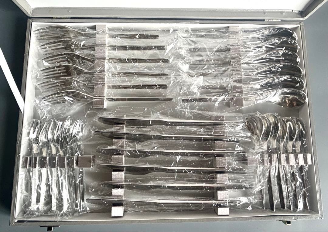 カトラリーセット（YAMACO NAPOLI 18-12 ステンレス製 ）