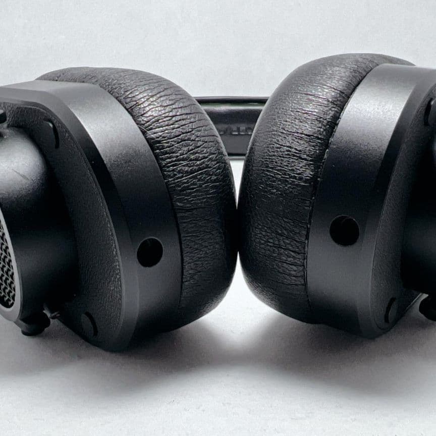 【美品】Master&Dynamic MH40-BLK ヘッドフォン 有線