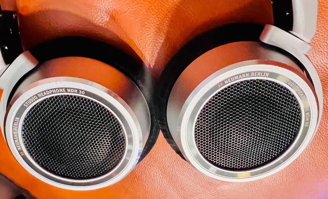 NEUMANN NDH30 シルバー使用極小 良品！