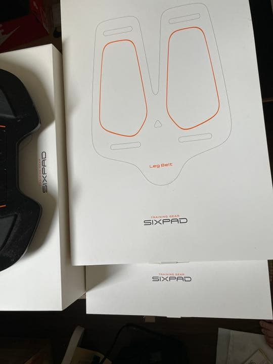 SIX PAD レッグベルト　2個セット