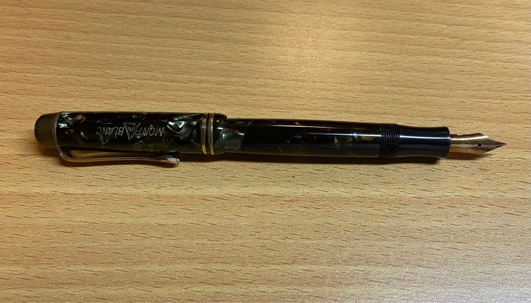 ビンテージ　モンブラン233 1/2 グリーンマーブル万年筆