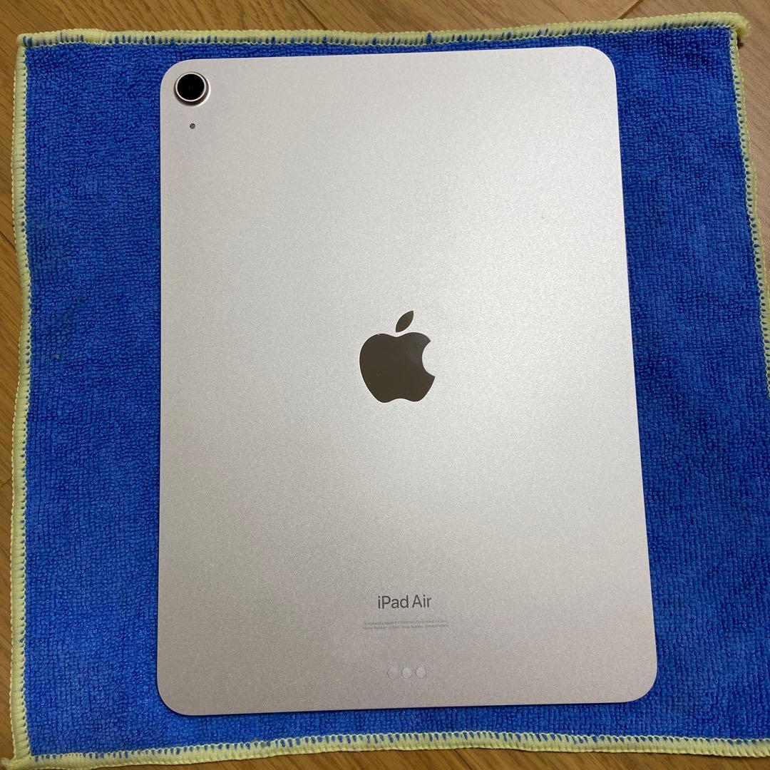 Apple iPad Air 本体　第5世代　64gb