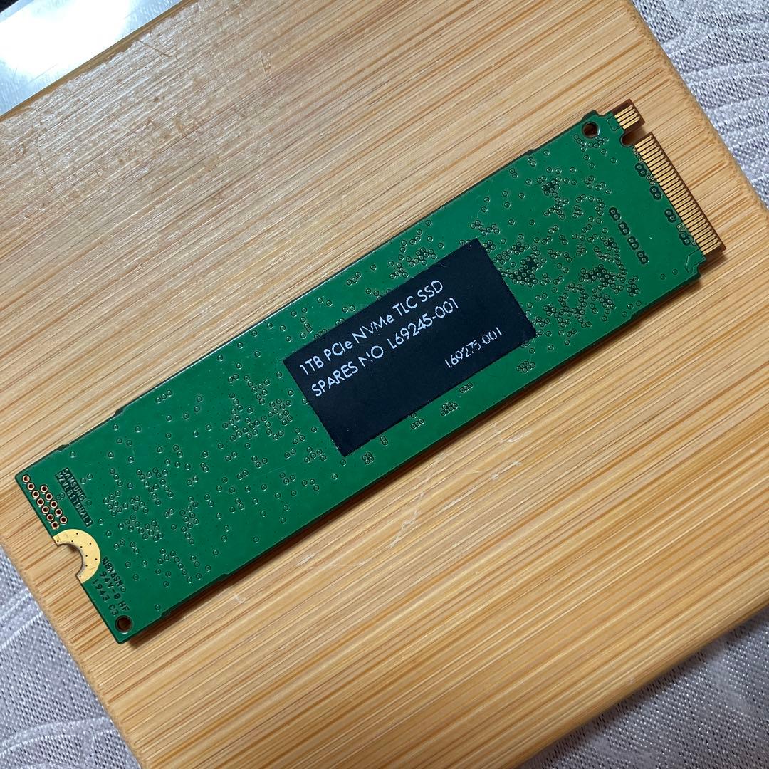 内蔵型SSD Samsung 1TB NVMe SSD M.2 2280 PM981