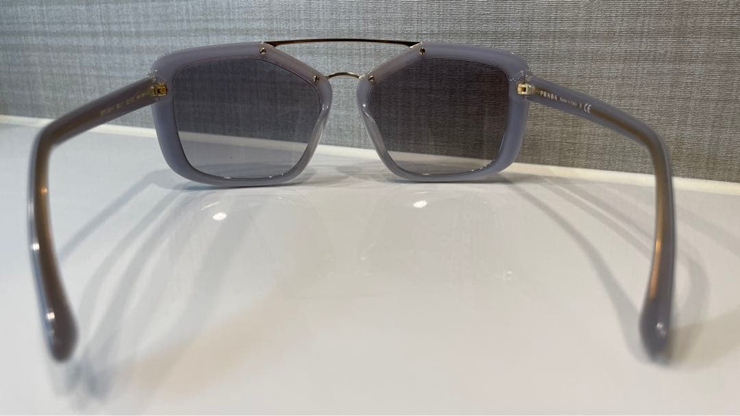 PRADA   プラダ   サングラス