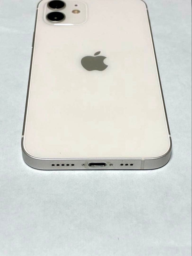 iPhone12 本体　ホワイト　128GB