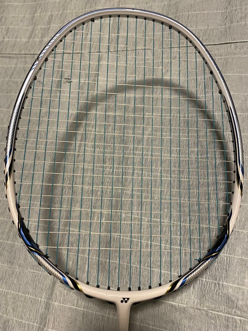廃盤モデル　ヨネックス　バドミントンラケット　ナノレイ750