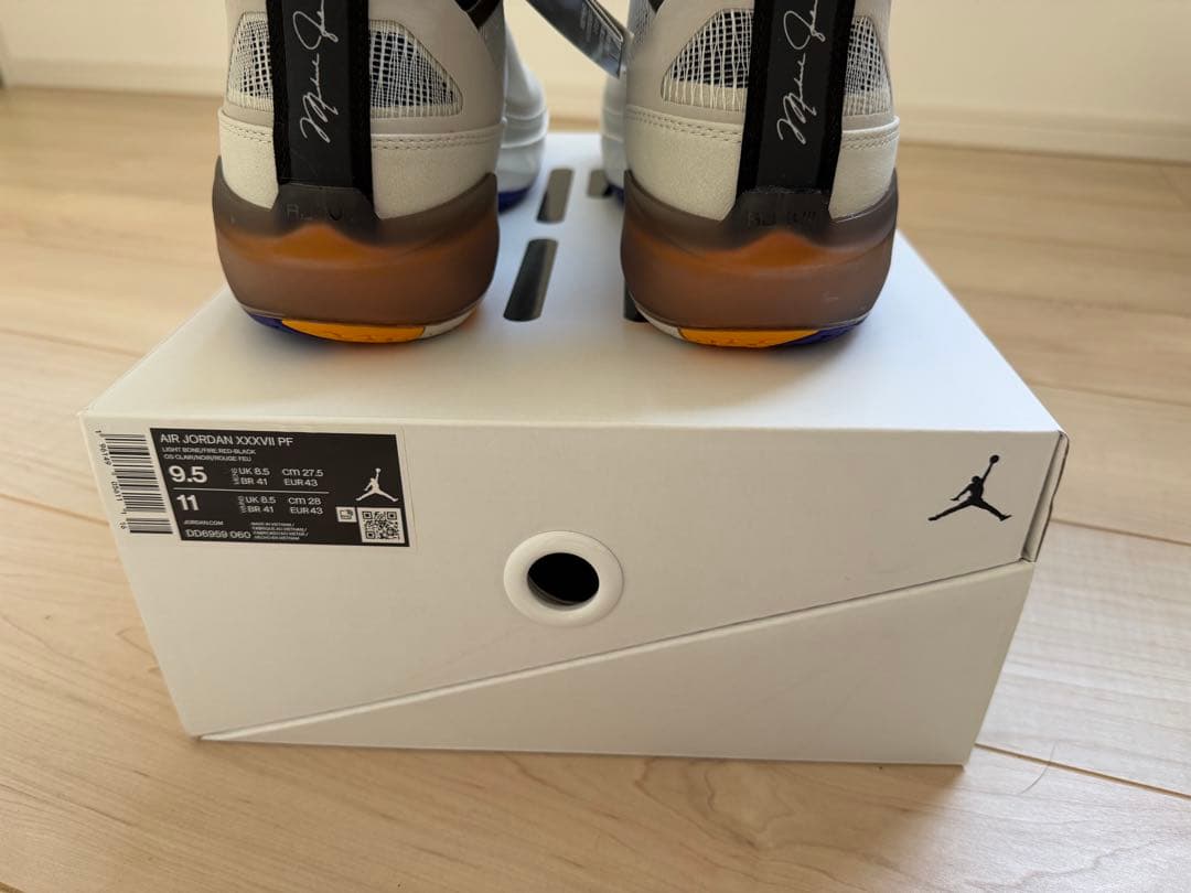 Air Jordan 36 ホワイト/ブラック/パープル/レッド