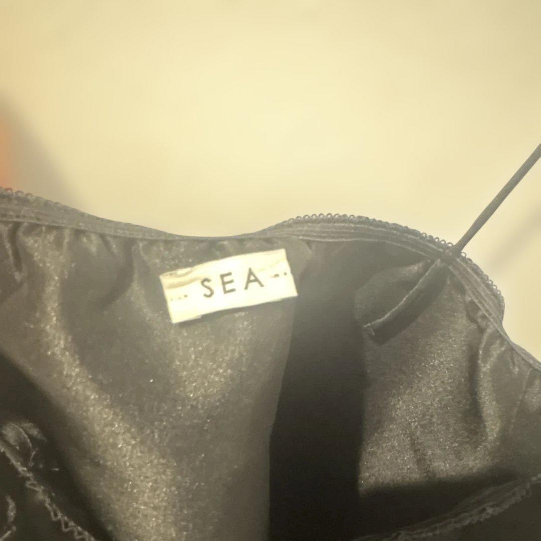 美品 SEA シー ヘビーサテンドーラキャミソール