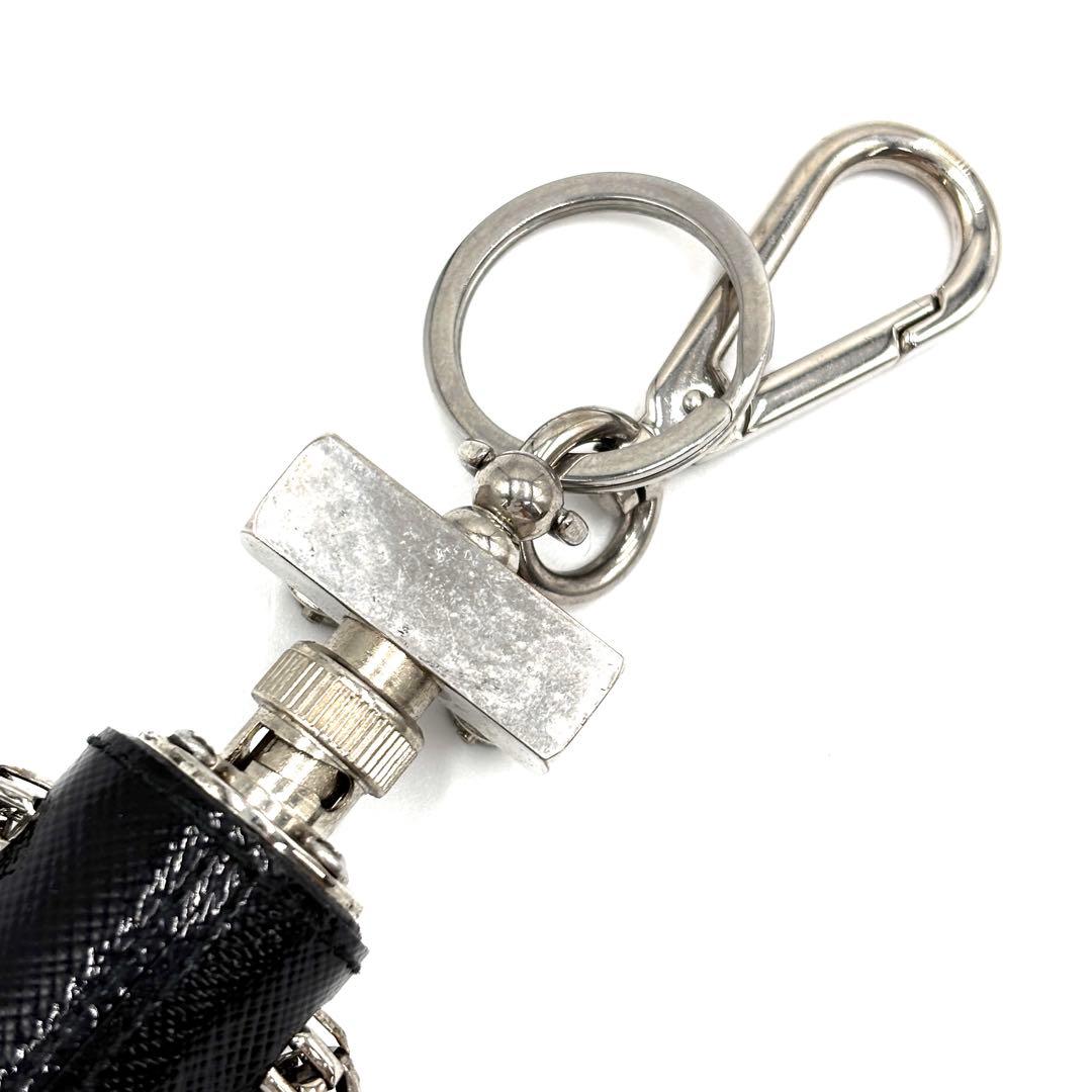 【激レア・正規品】プラダ ロボット キーホルダー 三角ロゴ サフィアーノレザー