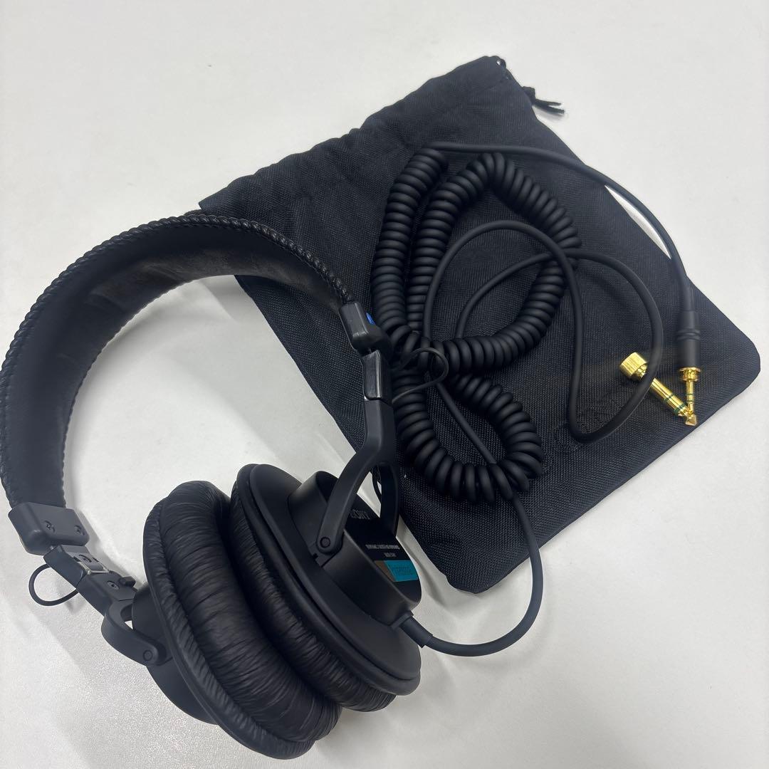 美品スタジオ・モニターヘッドホン SONY MDR-7506