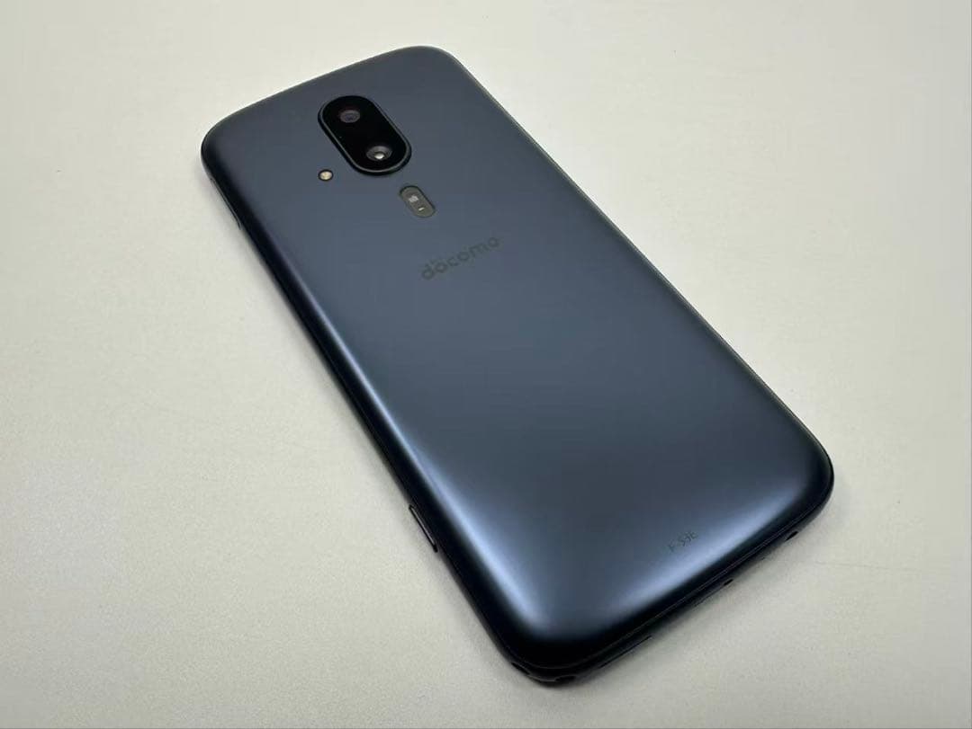 NTT docomo らくらくスマートフォン F-53E ネイビー ジャンク