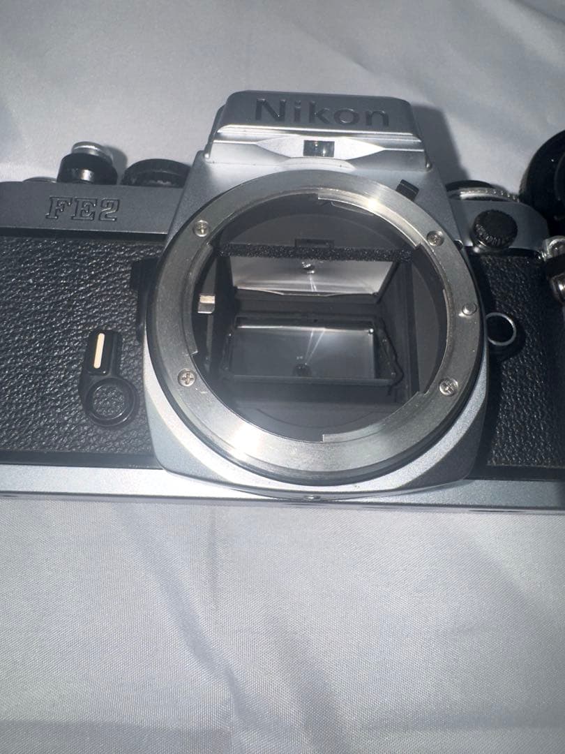 Nikon FE2 シルバー フィルムカメラ 一眼レフ 完動品