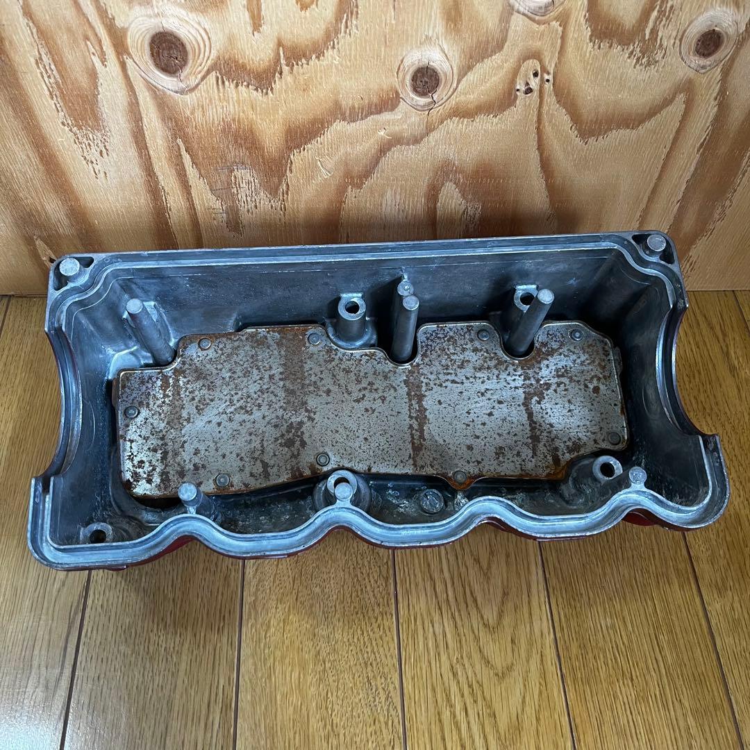 スバル　サンバー　タペットカバー　後期　赤帽仕様　塗装後未使用　結晶塗装