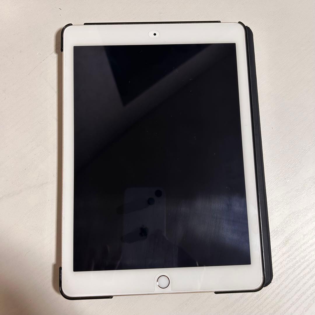 【美品】　iPad Air2 本体　フィルム、カバー付属
