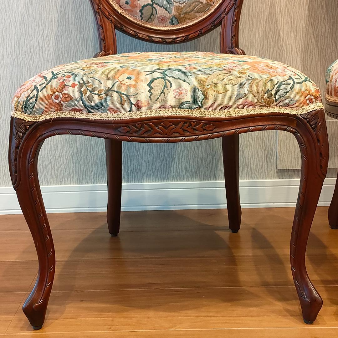 アンティークチェア　猫脚　ロココ様式　ダイニングチェア　2脚セット