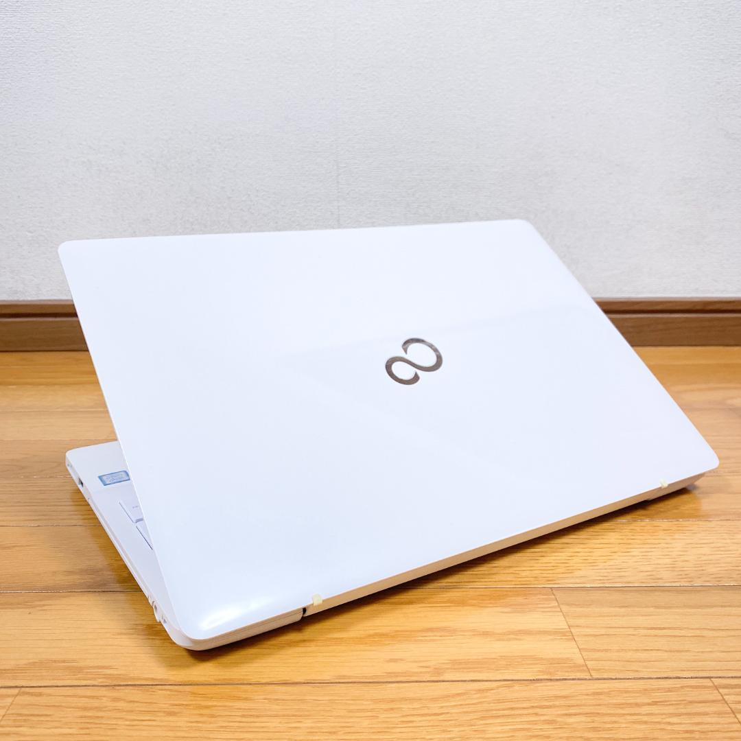 美品✨オフィス2021 高性能i7 SSD512メモリ16 富士通ノートパソコン