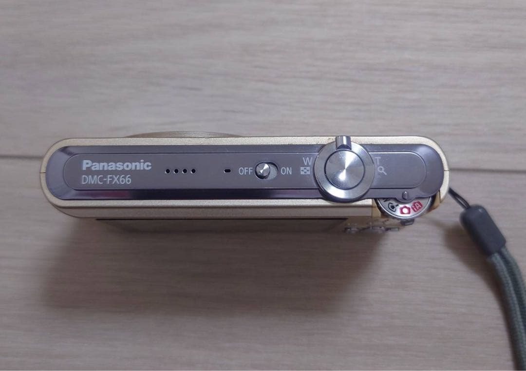 LUMIX 14メガピクセル コンパクトデジタルカメラ DMC-FX66ゴールド