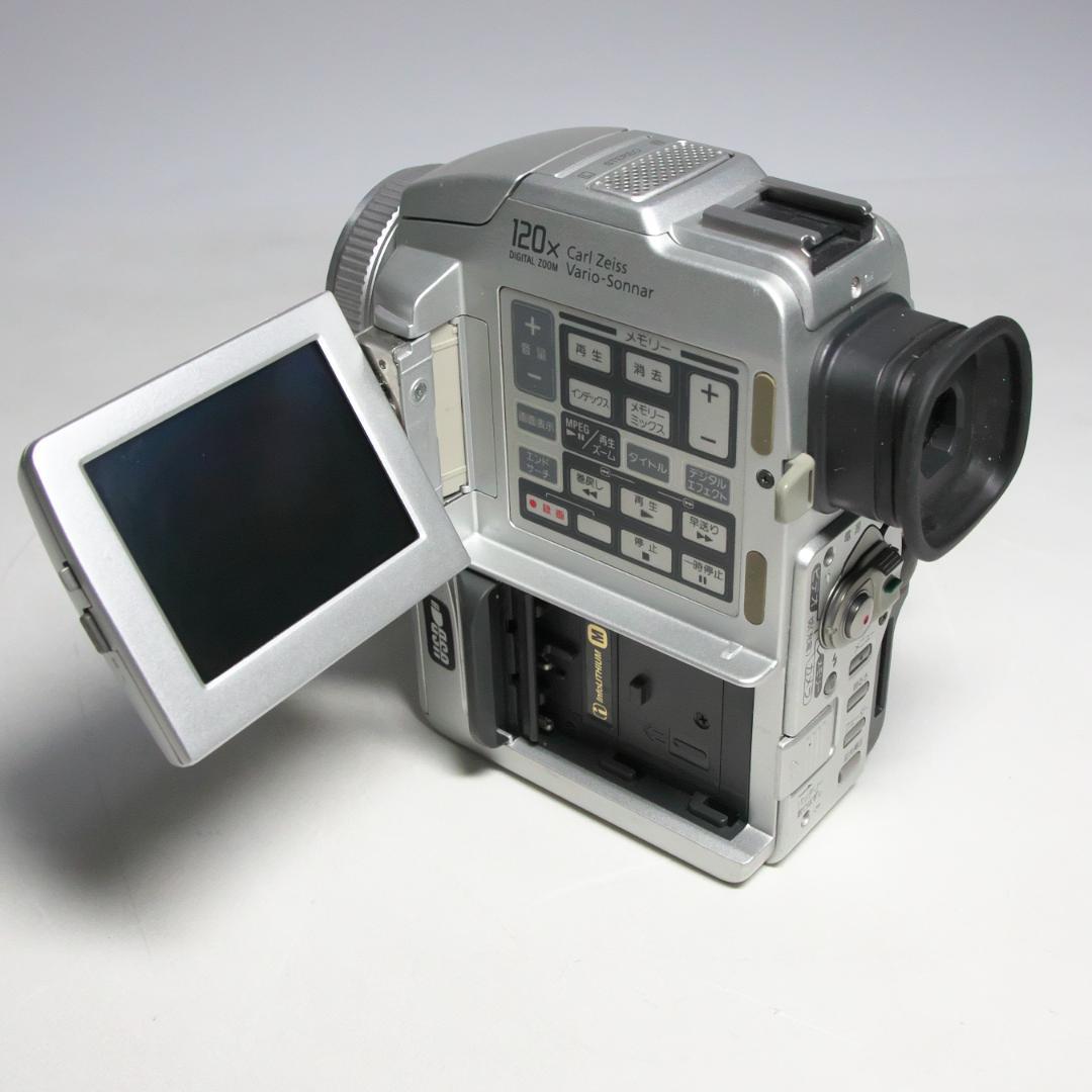 ビデオカメラ Sony Handycam DCR-PC110 miniDV