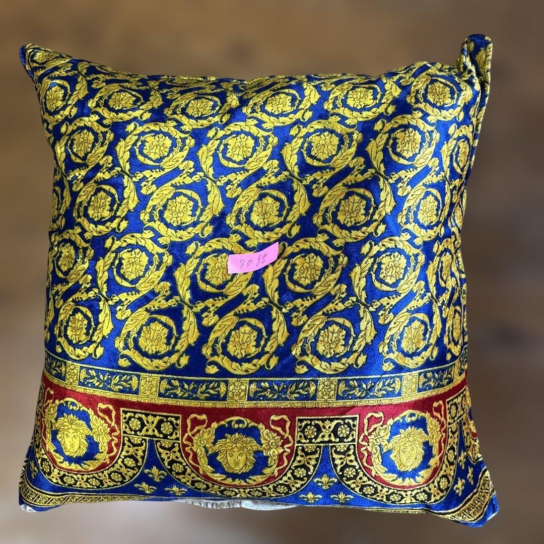 美品）Gianni Versace ビンテージ クッション バロッコ プラス ④