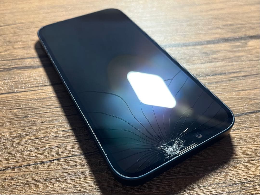 iPhone 14 128GB ミッドナイト＋おまけ※画面割れ・FaceID不良