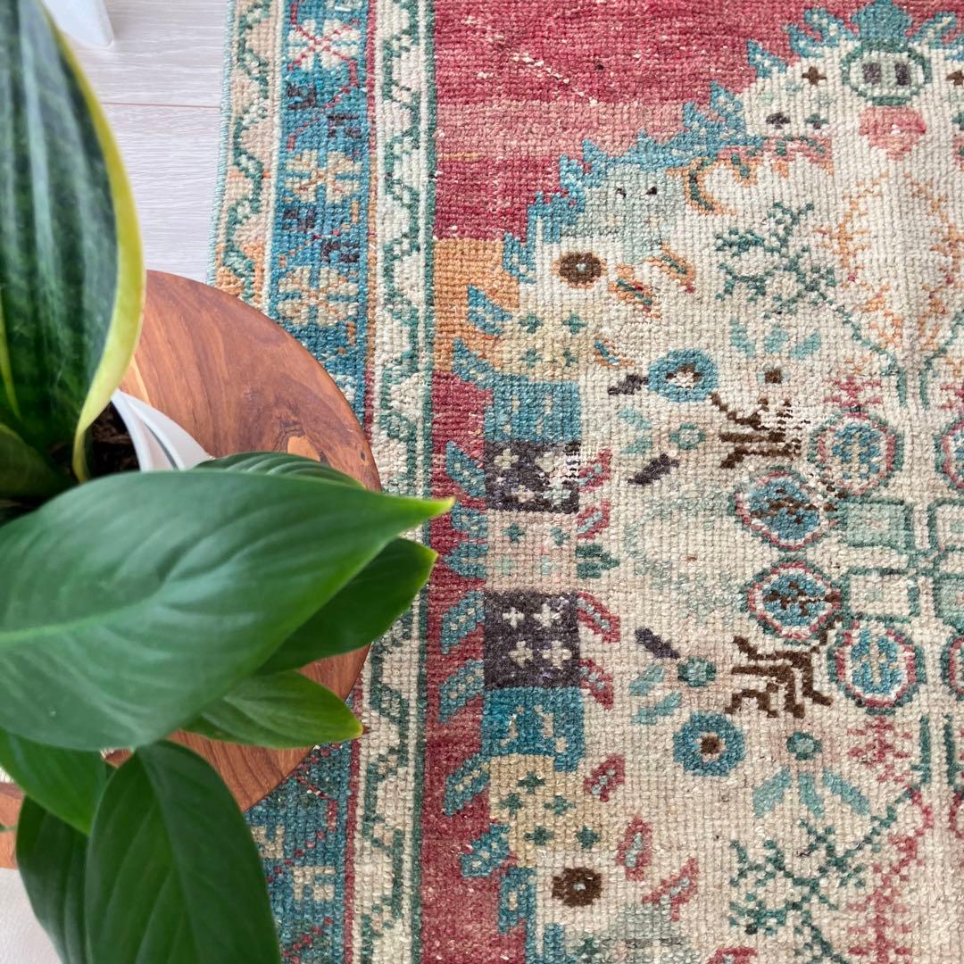 専用✳︎ギュネイラグ　柔らかレッド　ペールブルー　グリーン　トルコヴィンテージラグ