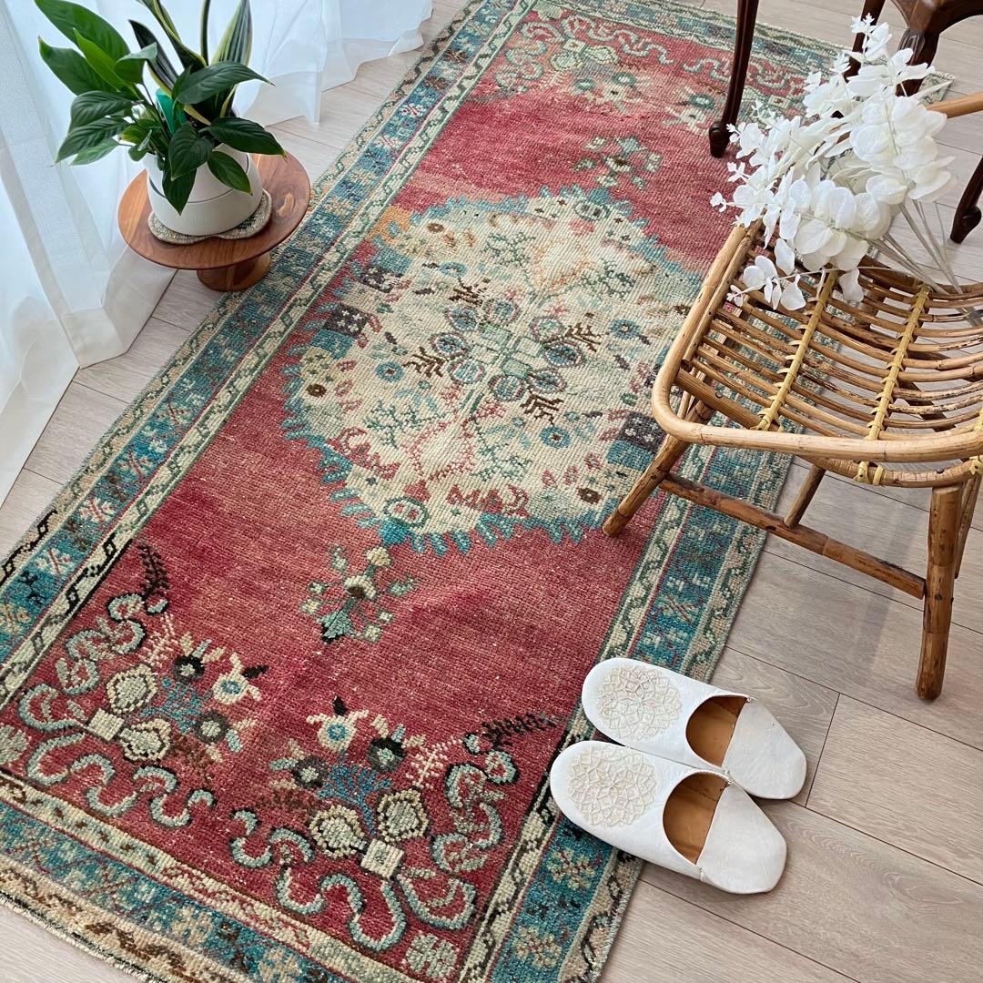 専用✳︎ギュネイラグ　柔らかレッド　ペールブルー　グリーン　トルコヴィンテージラグ