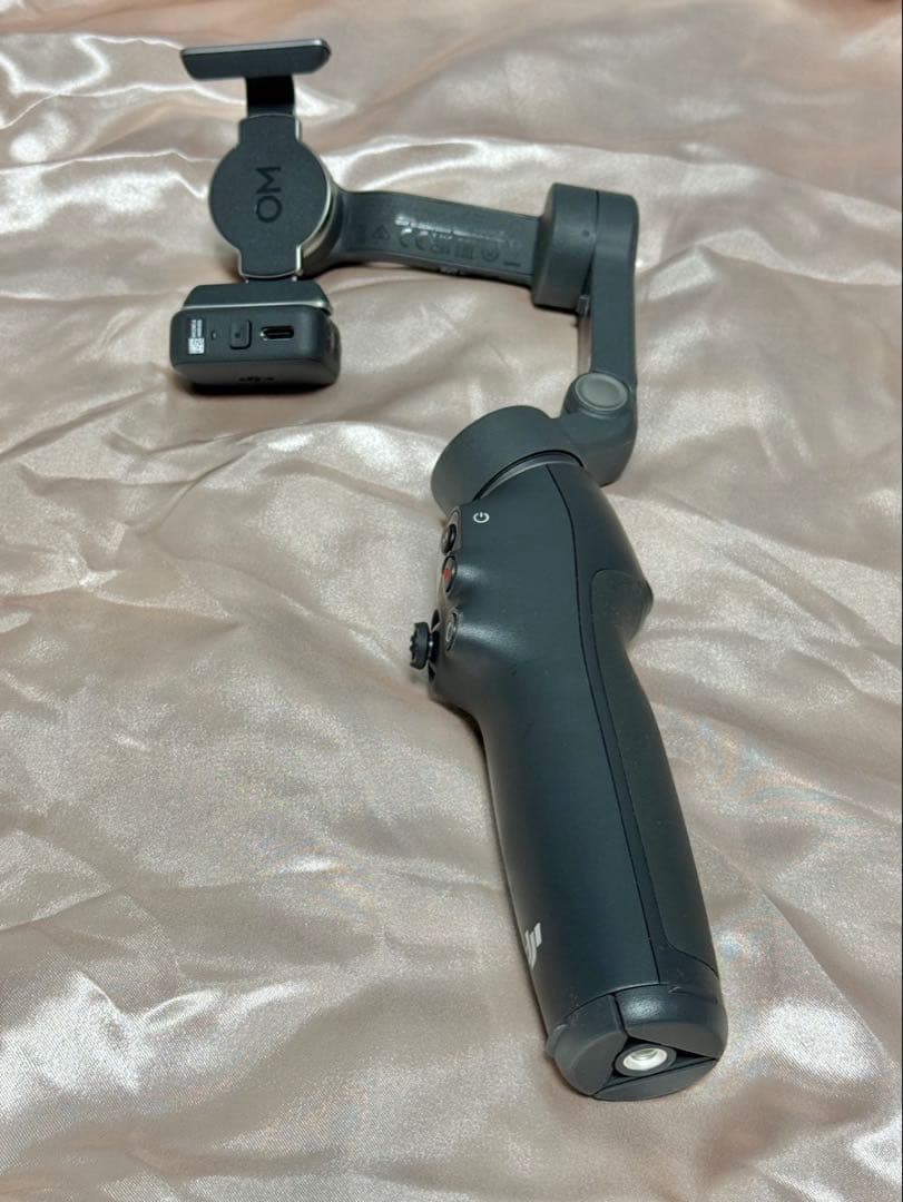 DJI Osmo Mobile 7P OM7P スタビライザー【箱あり】
