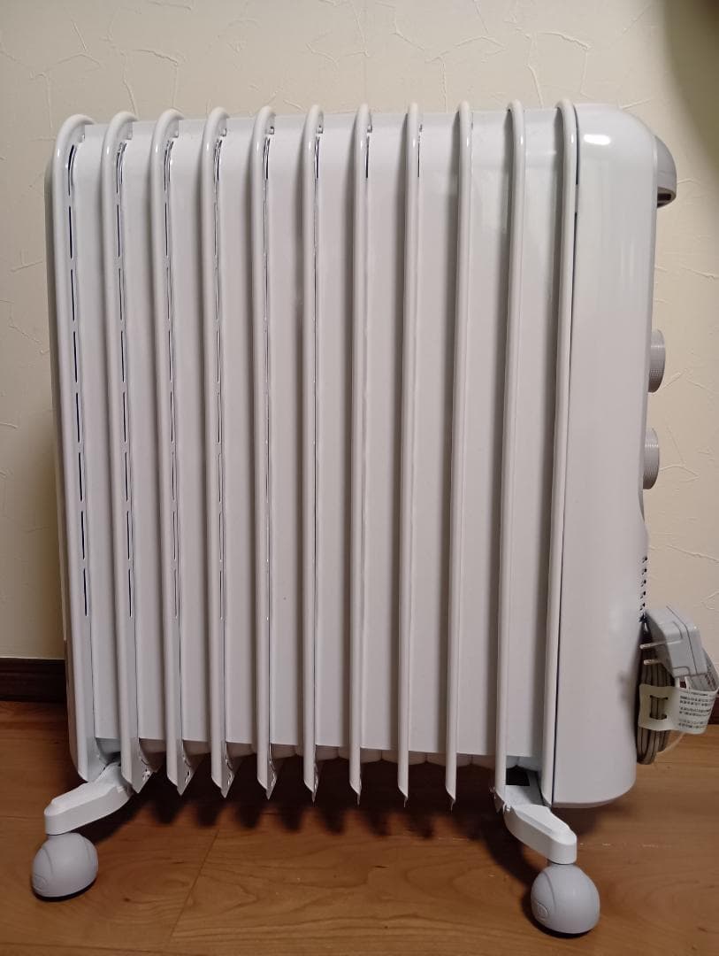 DeLonghi AmiCaldo オイルヒーター RH145M115-LG