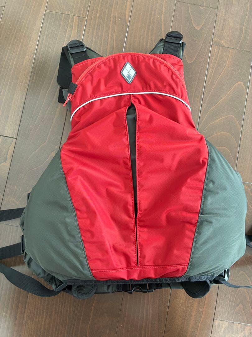 【美品】モンベル シーランナー　ライフジャケット レッド L/XL